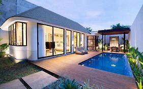 Javana Royal Villas